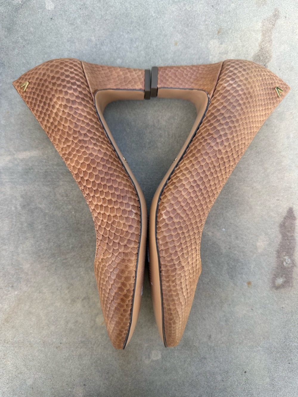 Vionic Madison Mia Snakeskin Embossed Leather Pump Heels Camel/Tan Size 7 NEW - Picture 7 of 10